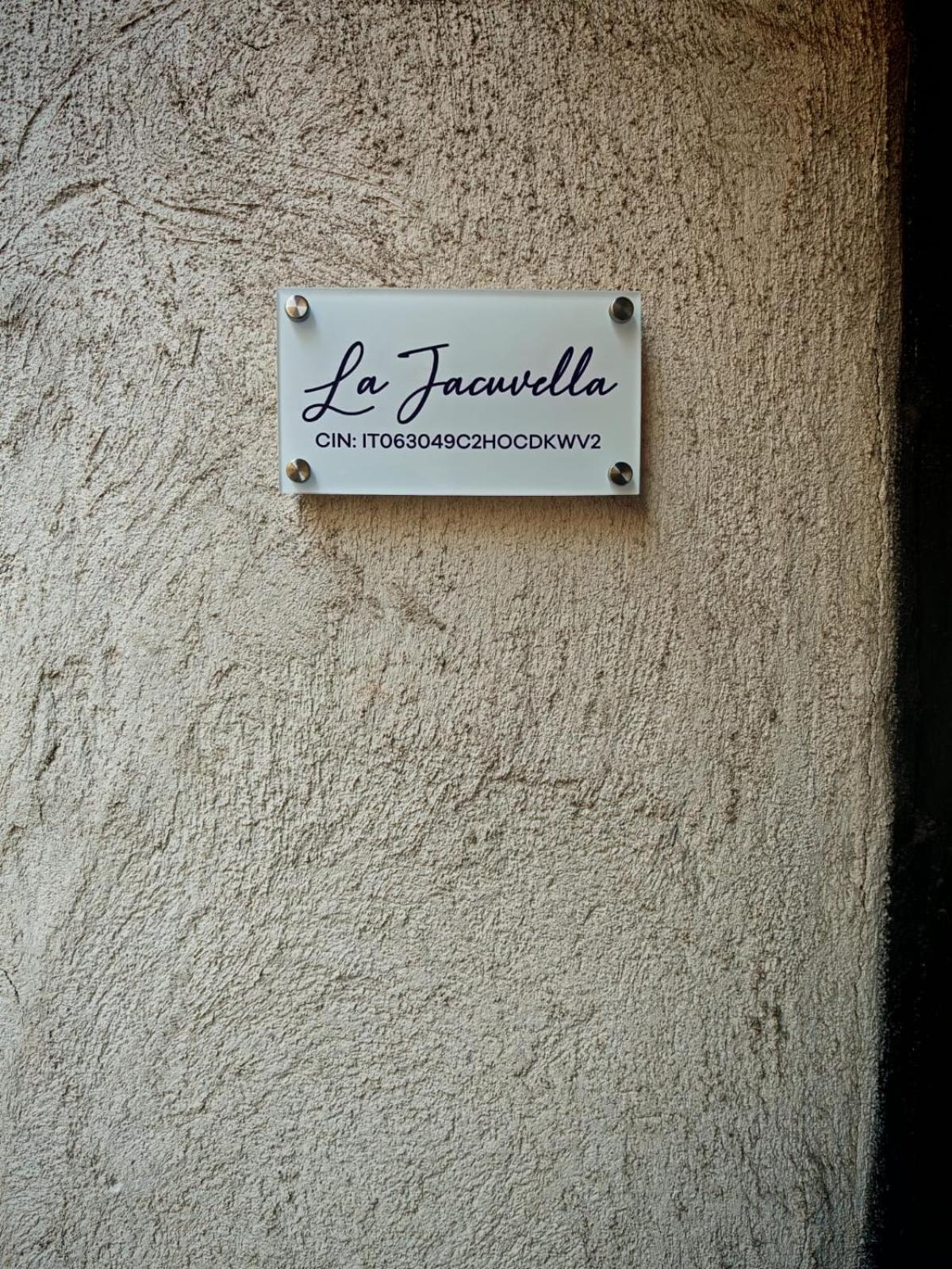 La Jacuvella Apartment Наполи Екстериор снимка